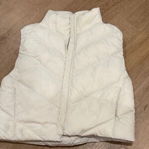 Uniqlo White Puffer Vest
